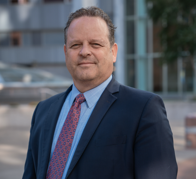 Rochester, MN executive headshot